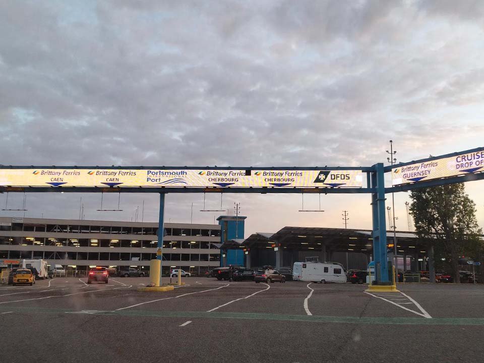 Vehicle check-in for ferries from Portsmouth to France